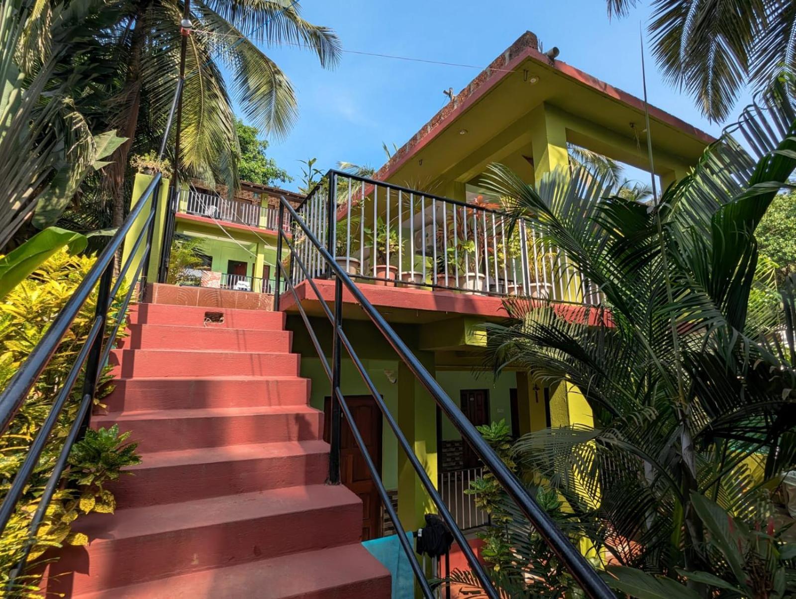 Luciano Guest House Арамбол Екстер'єр фото
